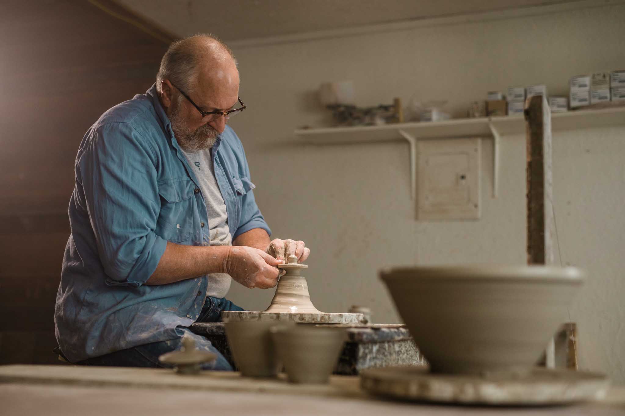eric-peterson-pottery-perry-iowa-056